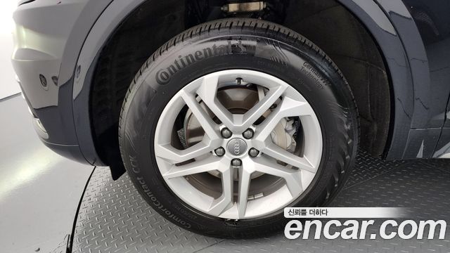 Audi Q5 2020 thumb 6