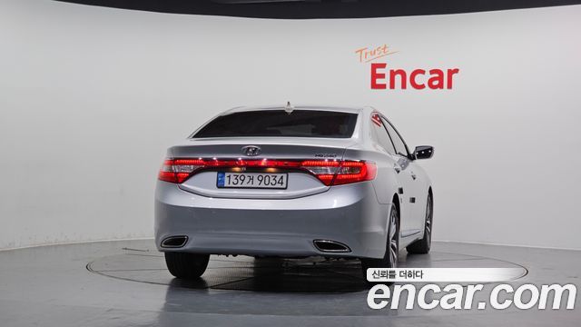 Hyundai Grandeur 2011 thumb 5