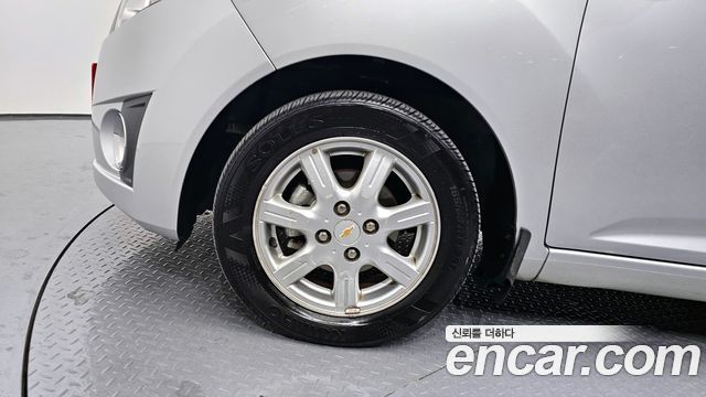 Chevrolet Spark 2012 thumb 6