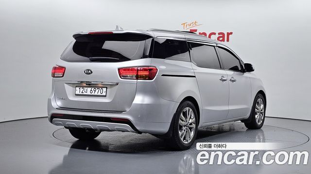 Kia Carnival 2014 thumb 3