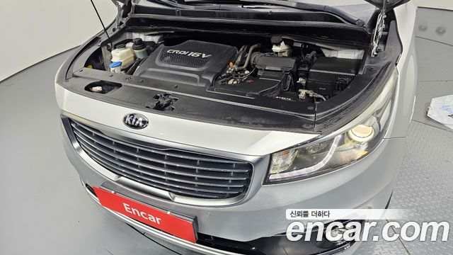 Kia Carnival 2014 thumb 7
