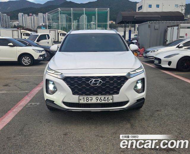 Hyundai Santa Fe 2019 thumb 2