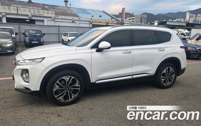 Hyundai Santa Fe 2019 thumb 3