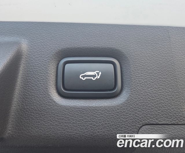 Hyundai Santa Fe 2019 thumb 8
