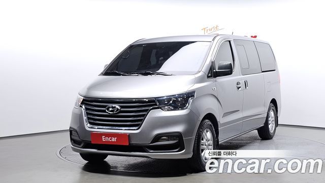 Hyundai Starex 2019 thumb 2
