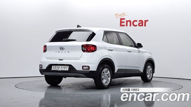 Hyundai Venue 2023 thumb 3