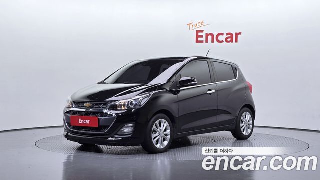 Chevrolet Spark 2018 thumb 2