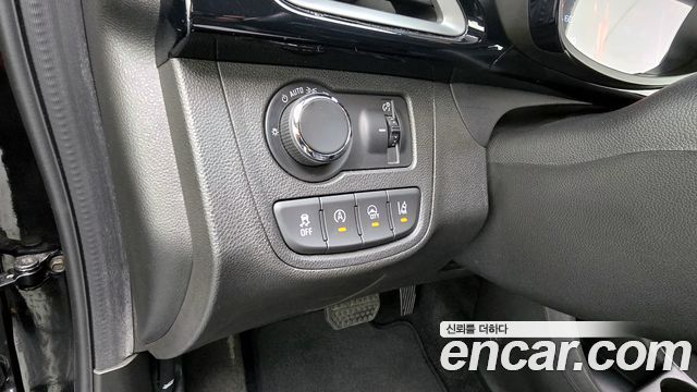Chevrolet Spark 2018 thumb 12