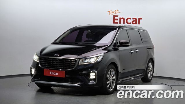 Kia Carnival 2018 thumb 2