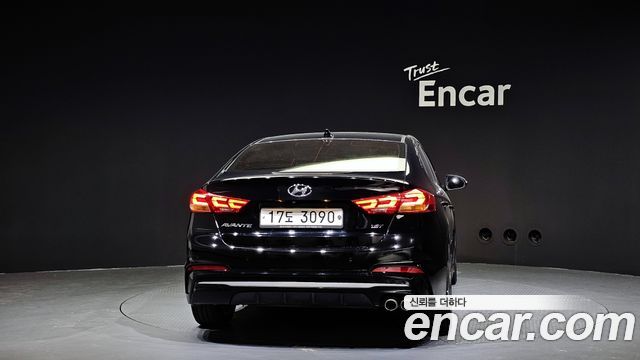 Hyundai Avante 2017 thumb 5