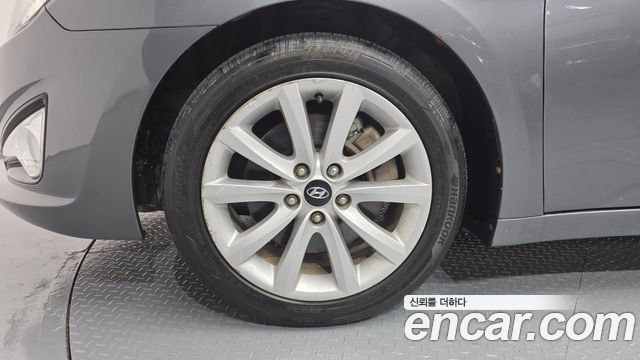 Hyundai i40 2013 thumb 5