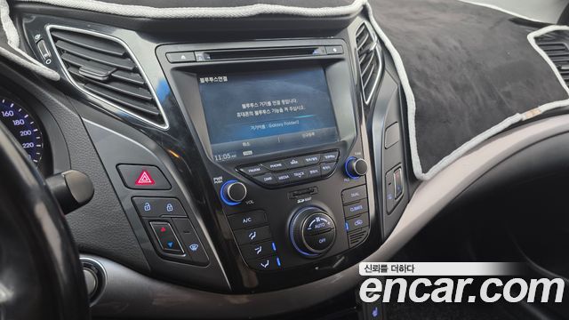 Hyundai i40 2013 thumb 12