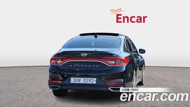 Hyundai Grandeur 2016 thumb 5