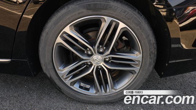 Hyundai Grandeur 2016 thumb 6