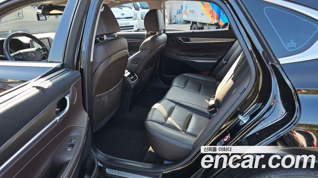 Hyundai Grandeur 2016 thumb 11