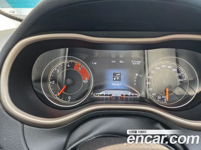 Jeep Cherokee 2016 thumb 8