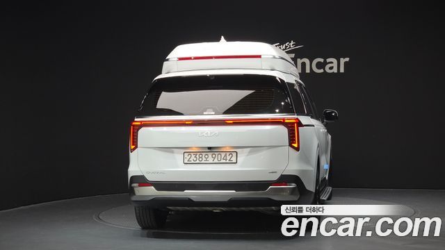 Kia Carnival 2024 thumb 5