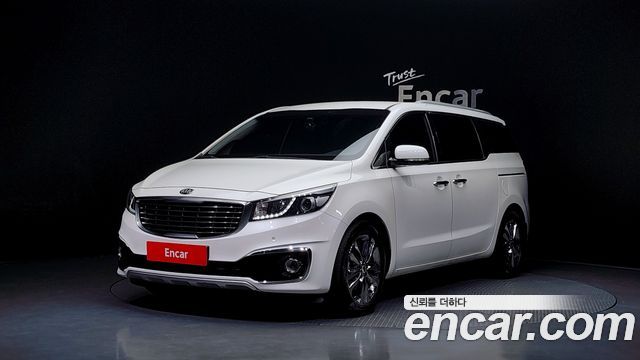 Kia Carnival 2017 thumb 2