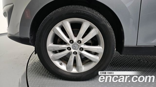 Hyundai Tucson 2011 thumb 6