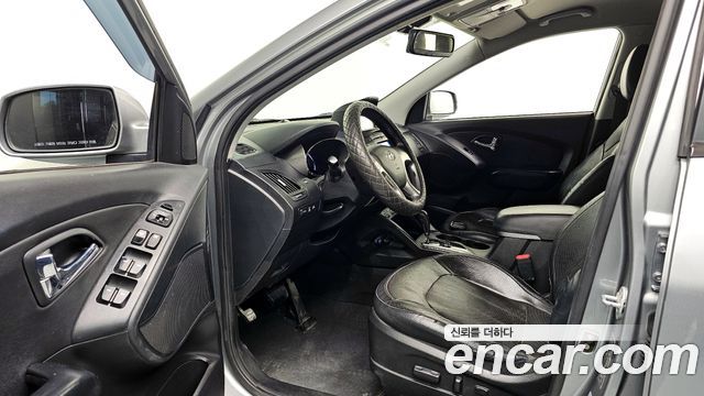 Hyundai Tucson 2011 thumb 12
