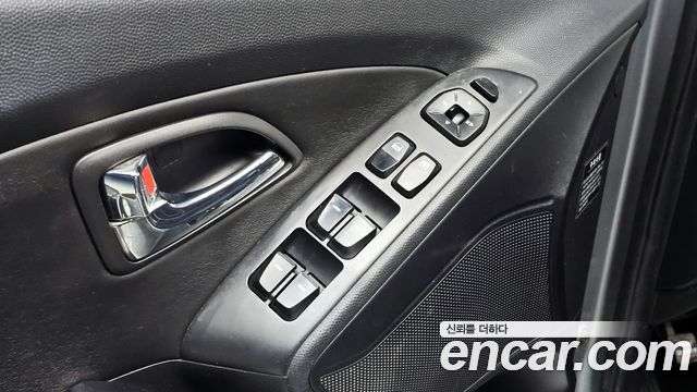 Hyundai Tucson 2011 thumb 11