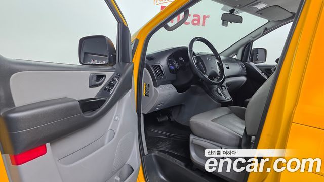 Hyundai Starex 2019 thumb 10