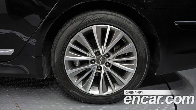 Hyundai Genesis 2013 thumb 6