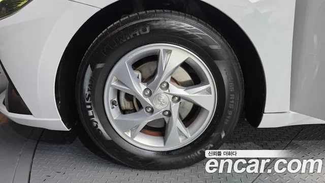 Hyundai Avante 2021 thumb 9