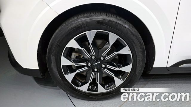 Kia Carnival 2020 thumb 6