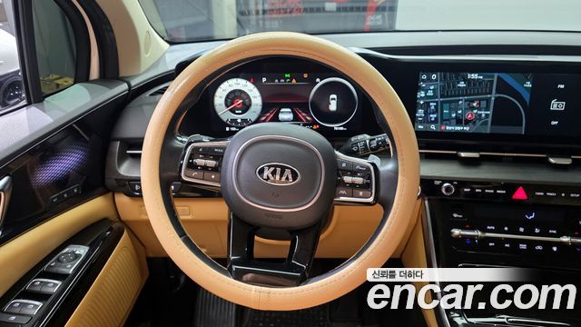 Kia Carnival 2020 thumb 11