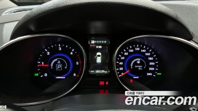 Hyundai Santa Fe 2013 thumb 8