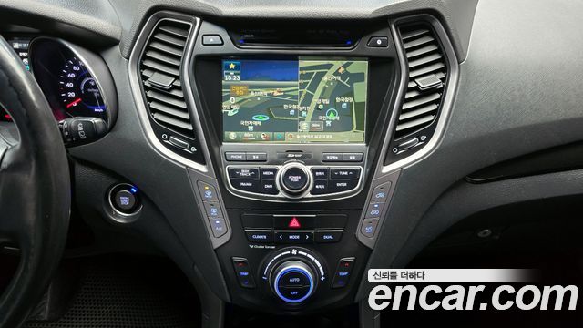 Hyundai Santa Fe 2013 thumb 11