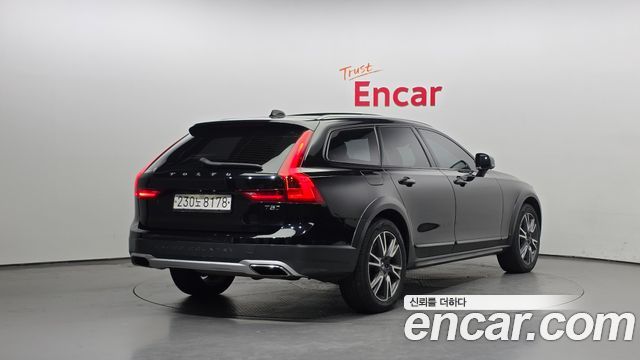 Volvo V90 2020 thumb 3