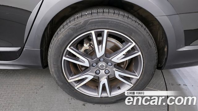 Volvo V90 2020 thumb 6