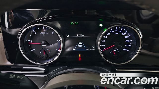 Kia Carnival 2021 thumb 8