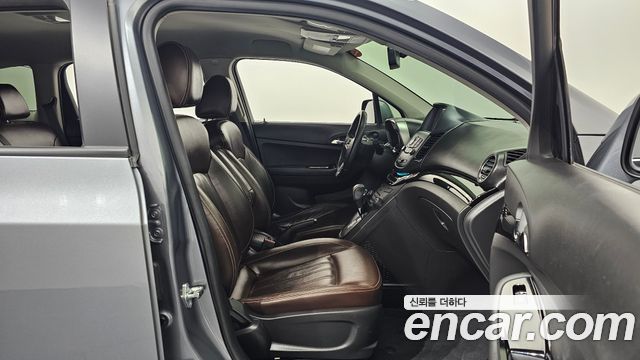 Chevrolet Orlando 2016 thumb 11