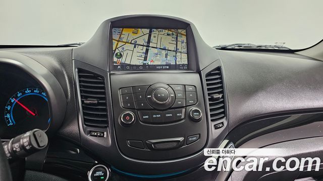Chevrolet Orlando 2016 thumb 12