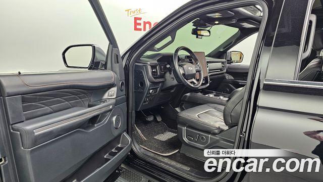 Ford Expedition 2022 thumb 11