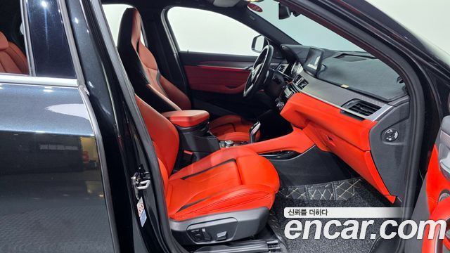 BMW X2 2021 thumb 12