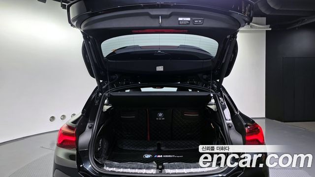 BMW X2 2021 thumb 11