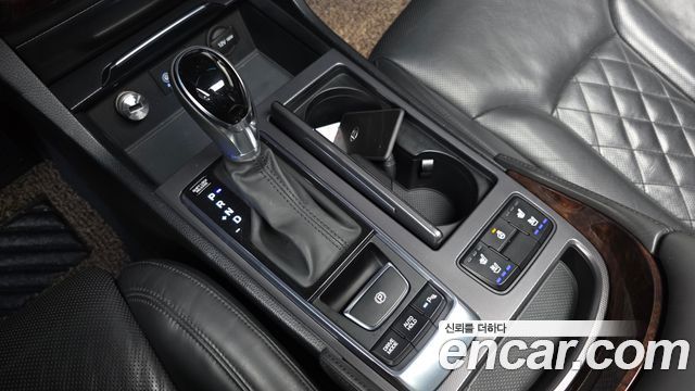 Hyundai Aslan 2015 thumb 10