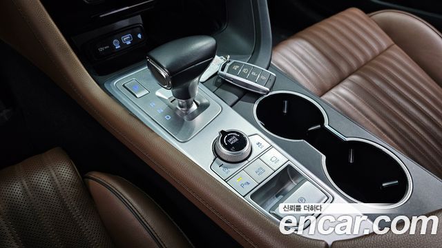 Genesis G70 2019 thumb 9