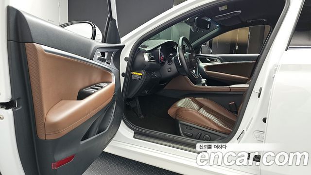 Genesis G70 2019 thumb 10