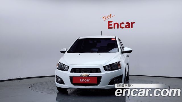 Chevrolet Aveo 2013 thumb 4