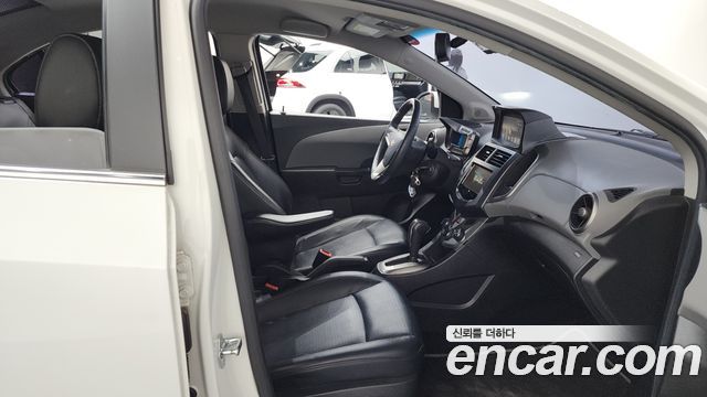 Chevrolet Aveo 2013 thumb 12