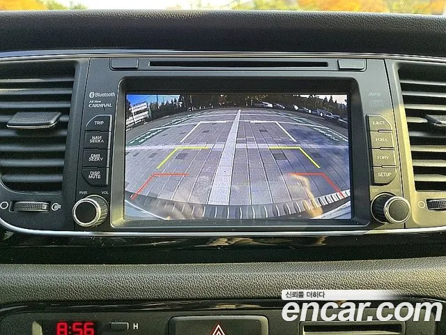 Kia Carnival 2014 thumb 6