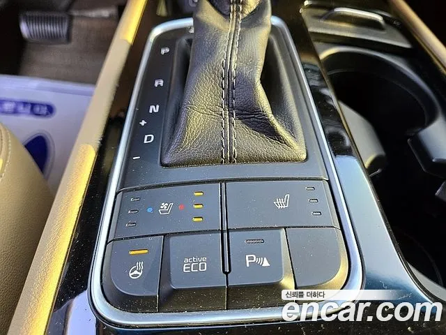Kia Carnival 2014 thumb 2