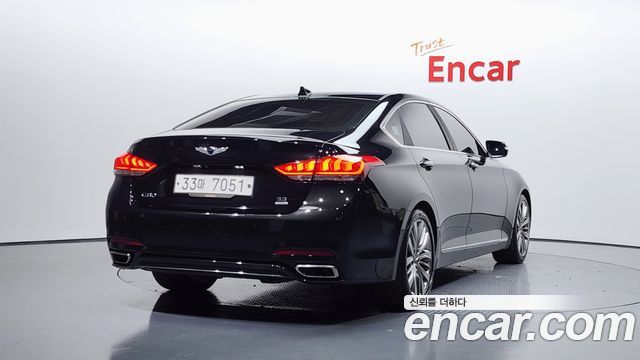 Genesis G80 2017 thumb 3