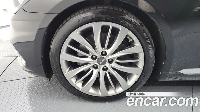 Genesis G80 2017 thumb 6