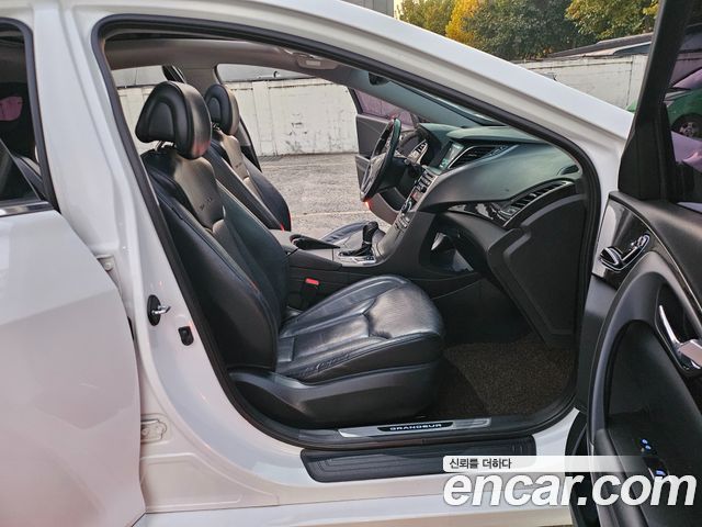 Hyundai Grandeur 2015 thumb 10